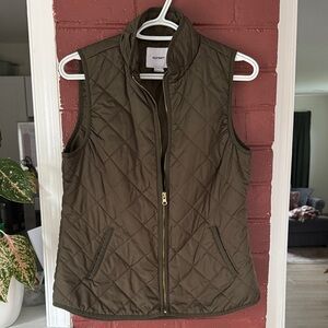 Old Navy Olive Quilted Zip-Front Vest with Gold Hardware